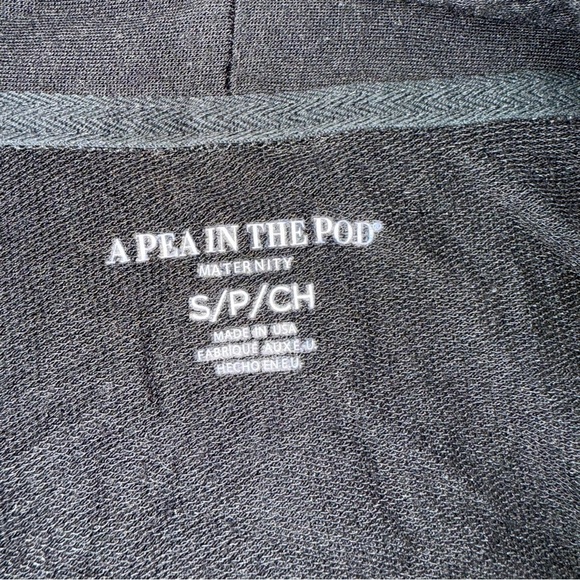 A Pea in the Pod Black Drape Jacket Cardigan - Picture 3 of 3